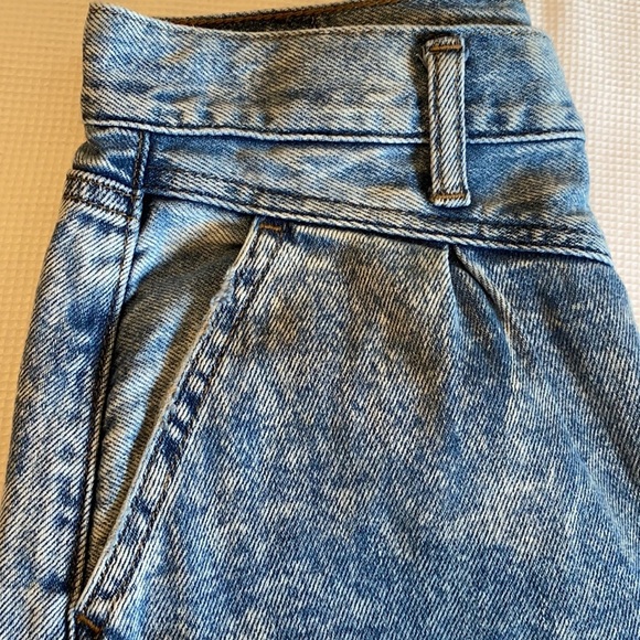 American Eagle Mom jeans Shorts size 2 light blue - Picture 12 of 12